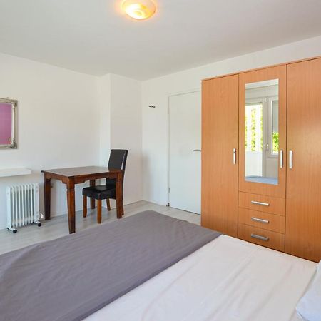 Apartments Iris Ровинь Экстерьер фото